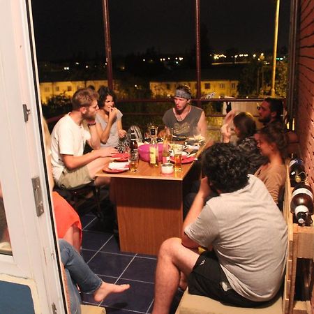 Hostel Bude Koetaisi Buitenkant foto